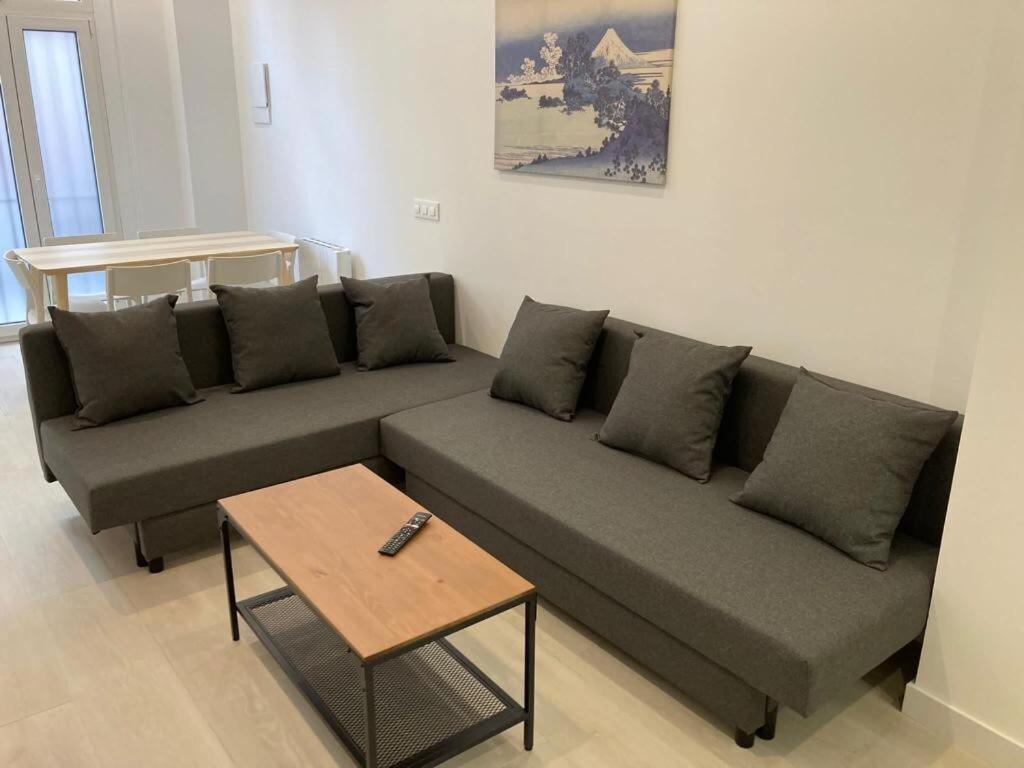 Matadero Apartments 1 Мадрид Экстерьер фото